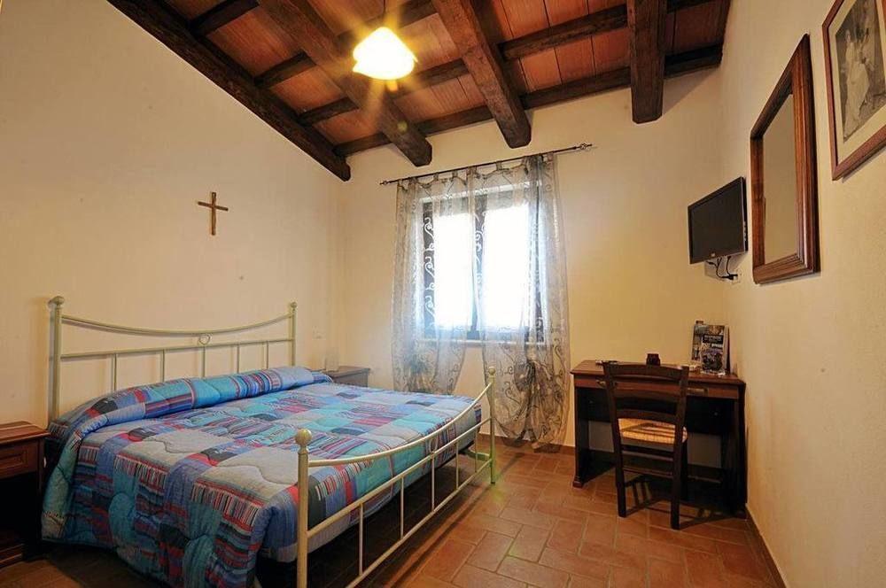 Agriturismo Casale Contessa Montebuono  Екстериор снимка