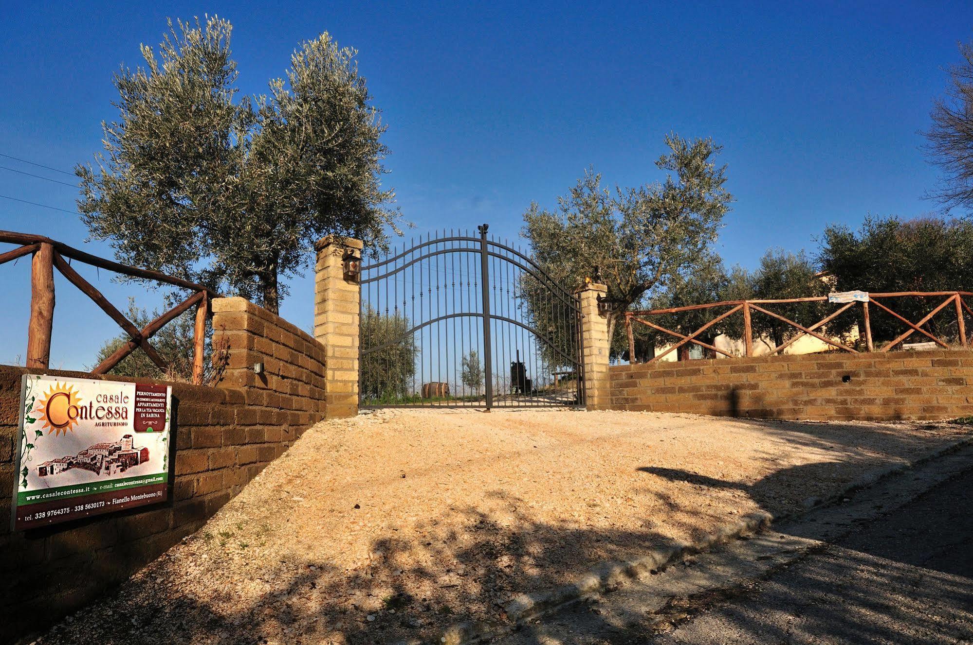Agriturismo Casale Contessa Montebuono  Екстериор снимка